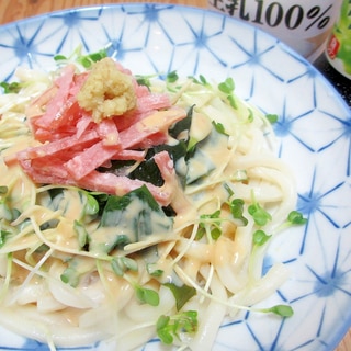 ヨーグルトつゆワカメとハムののっけうどん